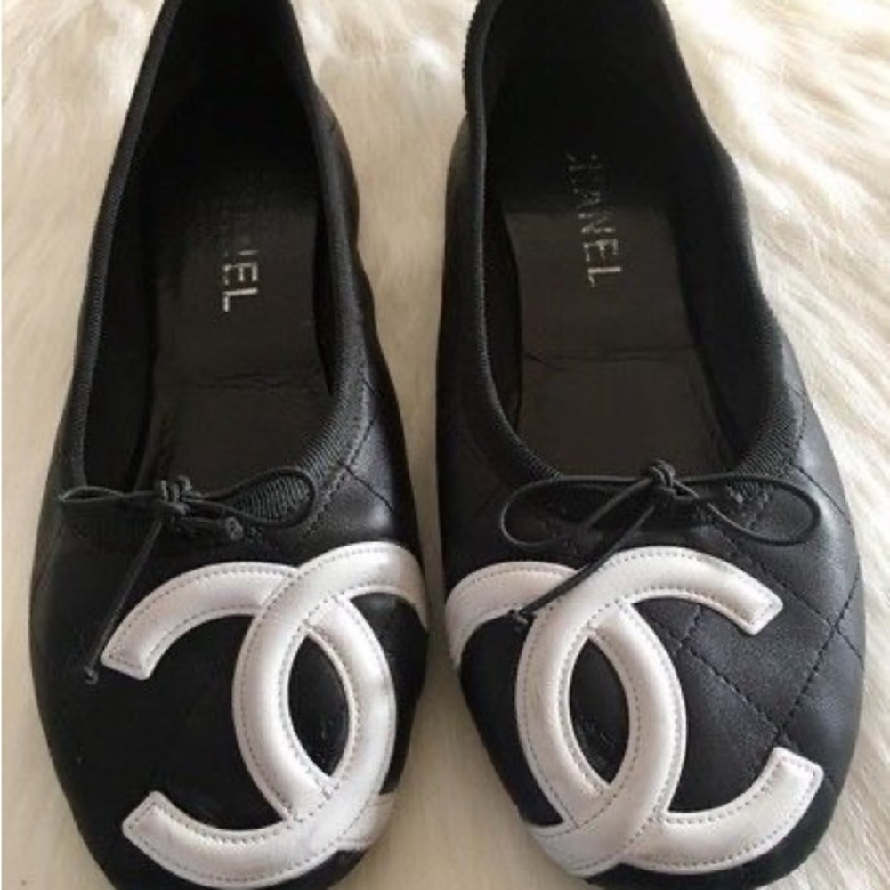 ISO!! DONT BUY!!! CHANEL Quilted Black and White Flats
